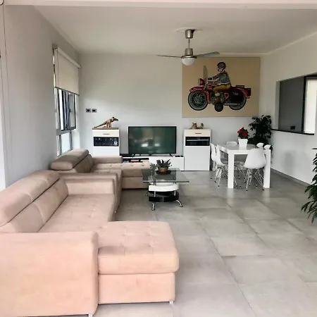 ベッド・アンド・ブレックファスト Il Lampin Marina dʼAndora