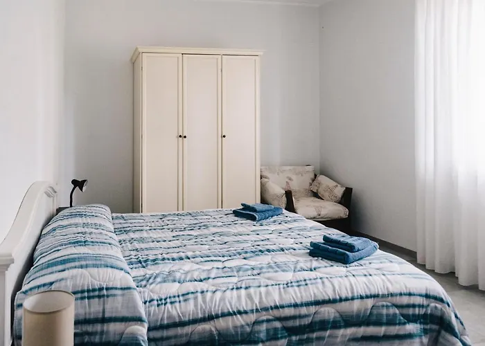 Il Lampin Alojamento de Acomodação e Pequeno-almoço Marina dʼAndora